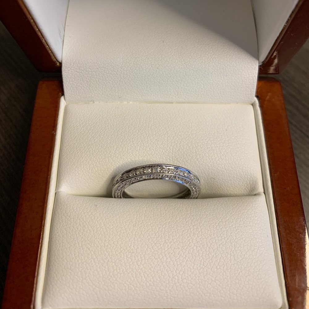 14k white gold diamond ring